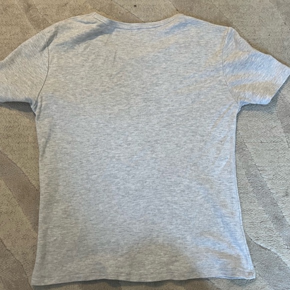 Brandy Melville Gray Short Sleeve T-Shirt one size - Picture 4 of 4